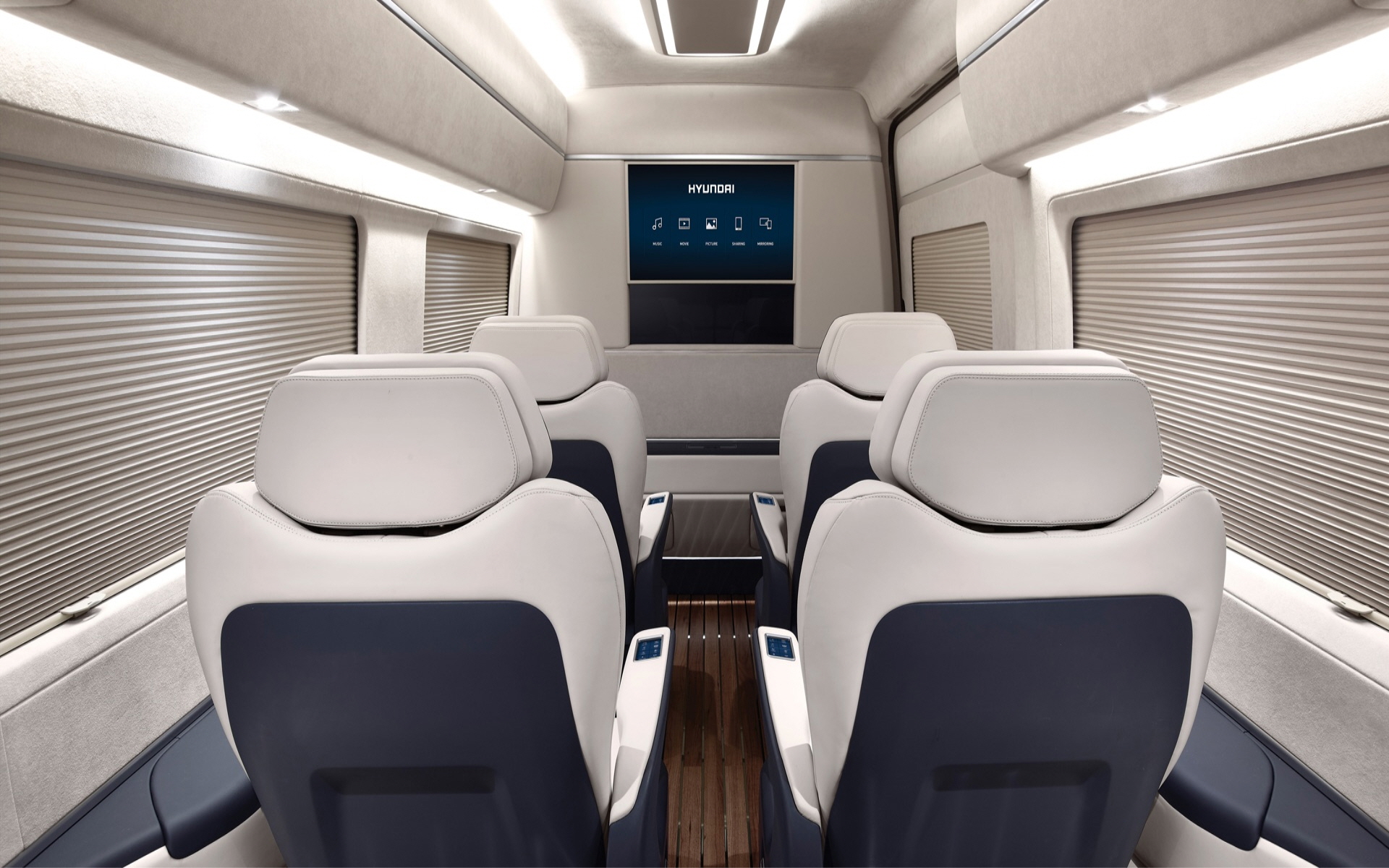 중형 15인승 솔라티 리무진 버스 내부3