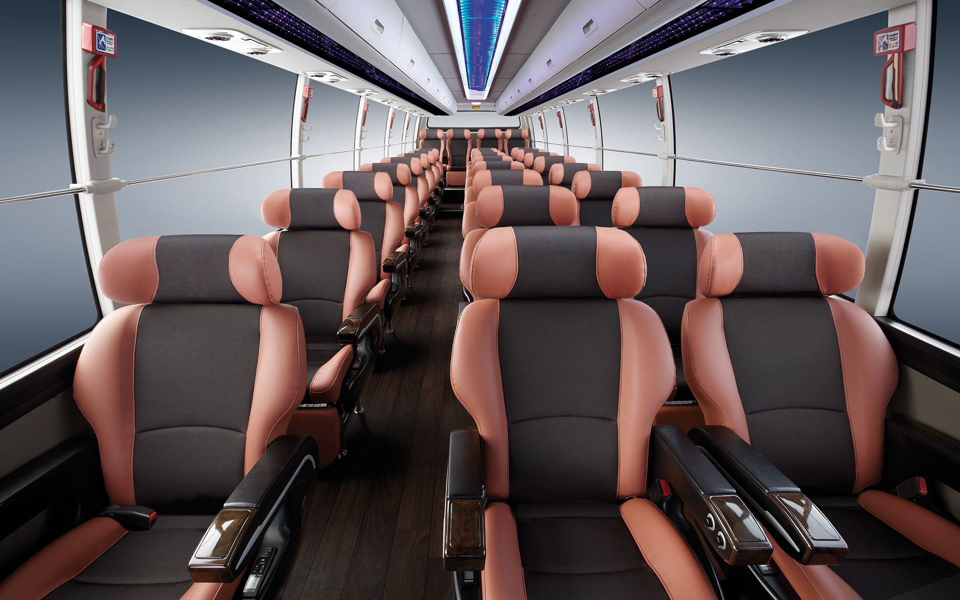 대형 28인승 우등리무진버스 내부